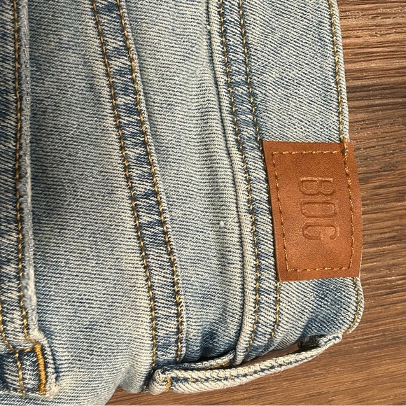 BDG Ripped Skinny Jeans - Picture 4 of 6